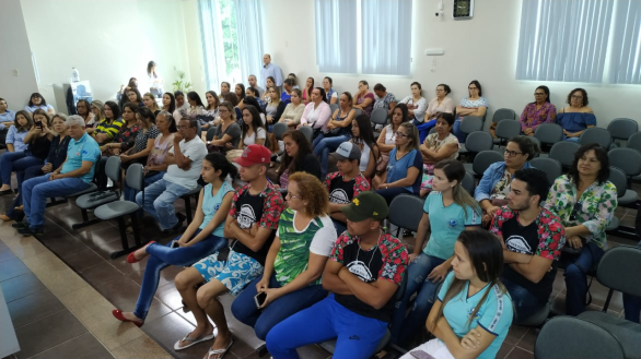 MAIS UMA REUNIÃO REALIZADA EM PROL DOS DIREITOS DA MULHER