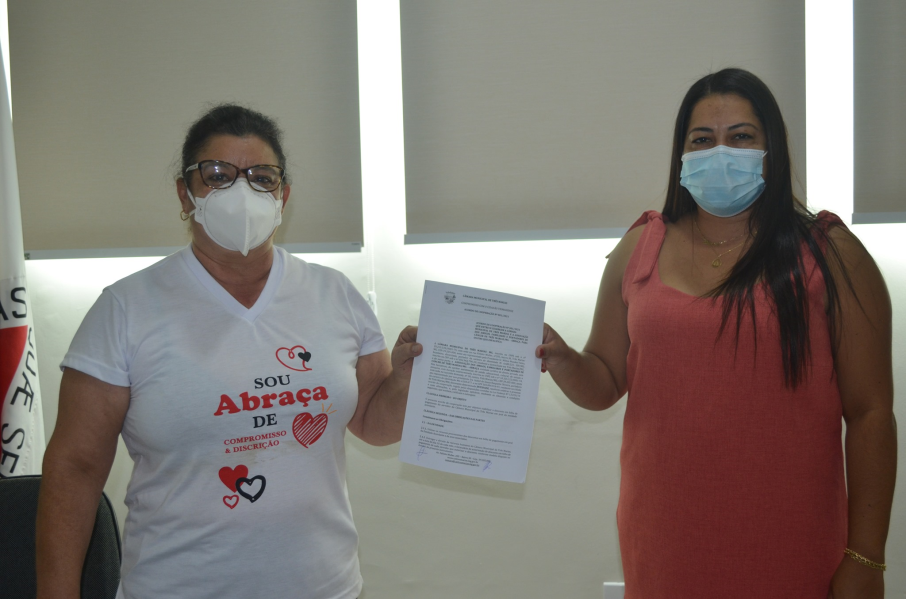 A CÂMARA MUNICIPAL FIRMA PARCERIA COM A ABRAÇA